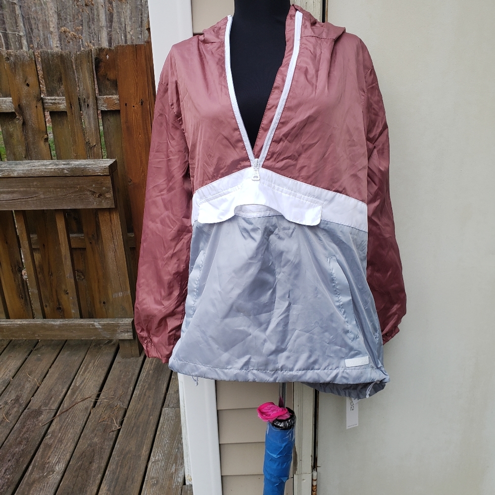 Wt02 windbreaker